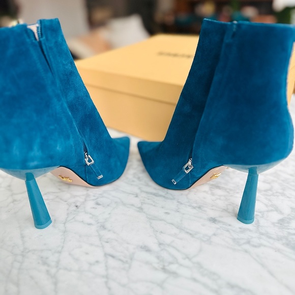 LOLACRUZ Suede “Austro” Ankle Boots 💙 Brand new, Never Worn 💙 size 6 - Picture 10 of 10